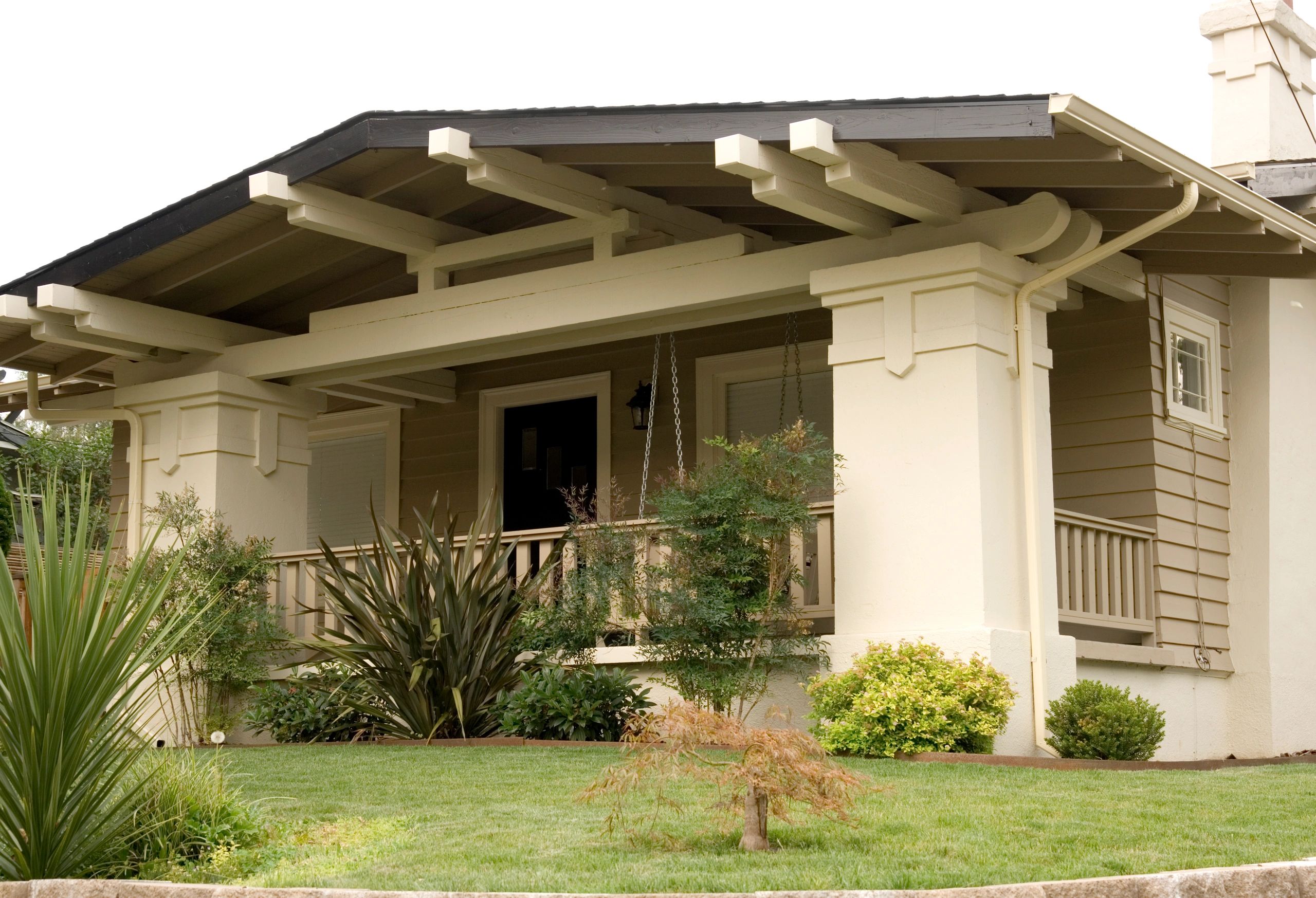 Craftsman bungalow with wide front porch
